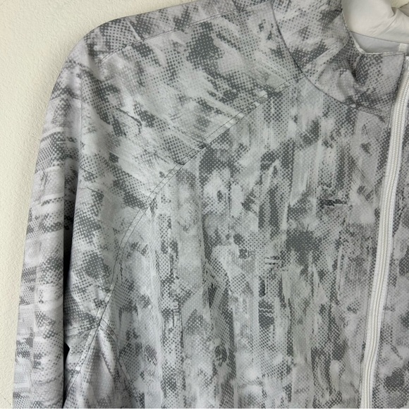Lululemon Bombs Away Jacket in reversible white/city breeze white multi size: 8 - Picture 5 of 13